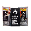 Metall FLASCHENÖFFNER auf Holzbrett mit Magnet